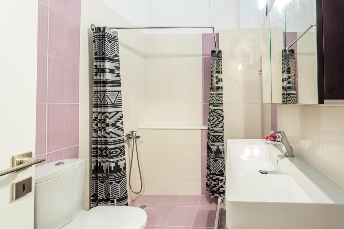 Kalamata Rose Nest - Urban Comfy Escape Luaran gambar